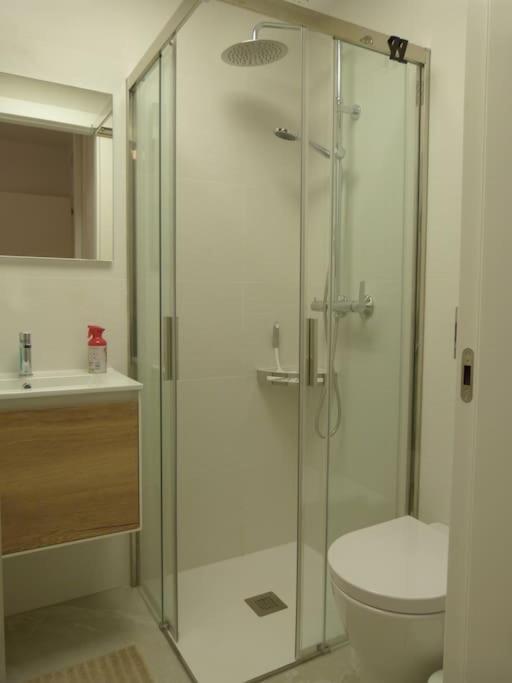 Modern Apartment In Torrevjea 200M From The Loccos Beach Torrevieja Exterior foto